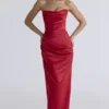 Adrienne Scarlet satenkjole uten stropper