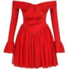 Alana Scarlet Off Shoulder Kjoler