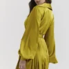 Allegra Chartreuse plissert skjortekjole