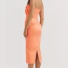 Alora Tangerine stroppeløs korsetter-midikjole
