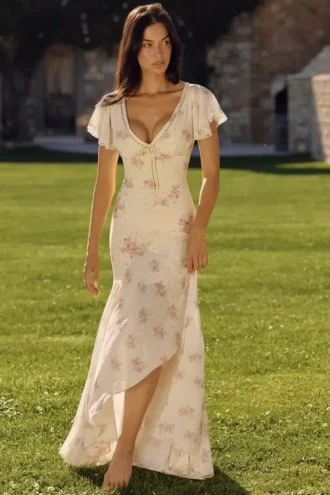 Amina elfenbensfarget maxi-te-kjol i georgette med vintage rose-mønster
