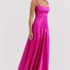 Anabella Fuchsia Lace Up Maxi Kjoler