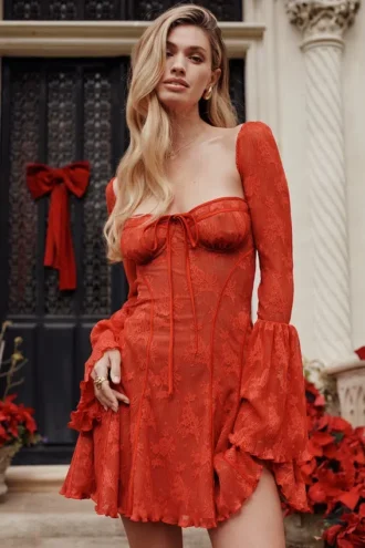 Analissa Scarlet Lace Korsetter Kjoler
