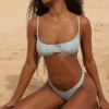 Antibes Blue Paisley bikinitopper med bøyle