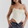 Aubrie Vintage kremfarget satinkorsetter med dekor