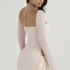 Baby Pink Quartz Chiffon Cutout Halter Mini Kjoler