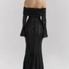 Belle svart off-shoulder maxi-kjol i blomstermønstret blonder