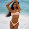 Capri bikinibukse med blomstertrykk og høyt snitt som underdel