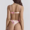 Capri bikinibukse med blomstertrykk og høyt snitt som underdel