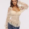 Cara Vintage Ivory Langermet Peplum-topper i blonder