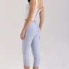 Carella blå stretch-twill-capribukser med tettsittende passform