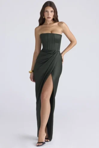 Carelle smaragdgrønn satengstrapless maxikjole