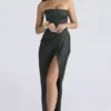Carelle smaragdgrønn satengstrapless maxikjole