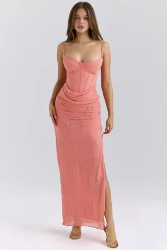 Carmella Coral Maxi-kjol med håndbroderte detaljer