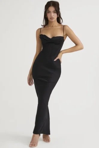 Charmaine svart korsetter-maxidress
