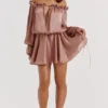 Chaya Hazelnut Off Shoulder Kjoler