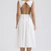 Cindy hvit twill midilengde sommerkjole