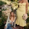 Clarissa topp med blomstertrykk og blonderkant