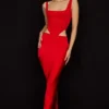Colette Scarlet Satin Midi-skjørt med lav midje