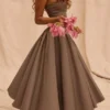 Coquette Smoke Halter Midi-kjoler