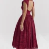 Debutante Berry Lace Backless Midi Kjoler