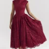 Debutante Berry Lace Backless Midi Kjoler