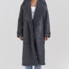Deiji grå vegansk shearling-kåpe