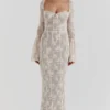 Delilah Vintage kremfarget maxikjole i blonder