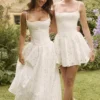 Elara hvit minikjole i broderie anglais
