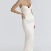 Eve Ivory Satin Korsetter Maxi Aftenkjoler – Begrenset utgave