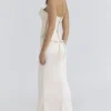 Eve Ivory Satin Korsetter Maxi Aftenkjoler – Begrenset utgave