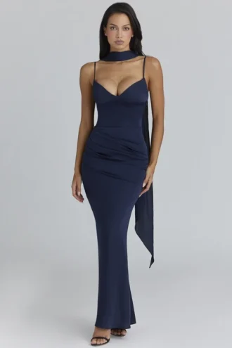 Freya Navy Satin Gathered Maxi Kjole + Skjerf