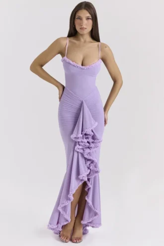 Gabbi Orchid Mesh-aftenkjole med volanger foran