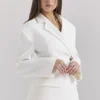 Hudson hvit blazer med timeglassform