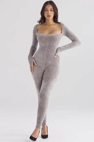 Isis Mink Jumpsuit i tykk chenille til hjemmebruk