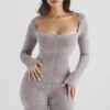 Isis Mink Jumpsuit i tykk chenille til hjemmebruk