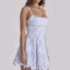 Isla Bluebell Scallop Lace Broderie Anglais Mini Sommerkjoler