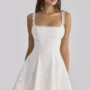 Isla hvit minikjole med broderie anglaise