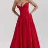 Lady Scarlet stroppeløs midikjole