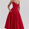 Lady Scarlet stroppeløs midikjole
