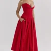 Lady Scarlet stroppeløs midikjole