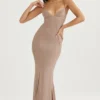 Loren Latte korsetter-maxidress