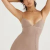 Loren Latte korsetter-maxidress