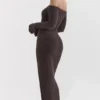 Lucena Espresso strikket off-shoulder-kjole