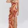 Lumira Sunset Swirl Print Ruffle Cut Out Maxi Kjoler