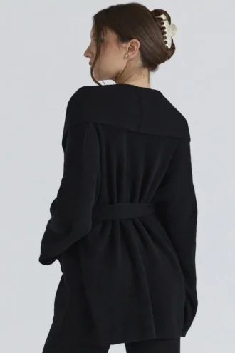 Madison svart Cardigan i ren ull med drapert front