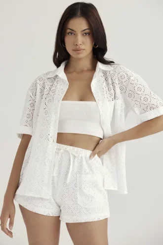 Carrie hvit skjorte med broderie anglaise