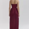 Marcella Berry plissert sateng-maxidress