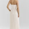 Marcella Ivory Georgette plissert maxikjole