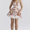 Minimoiselle italiensk roseprint-minikjole i tyll